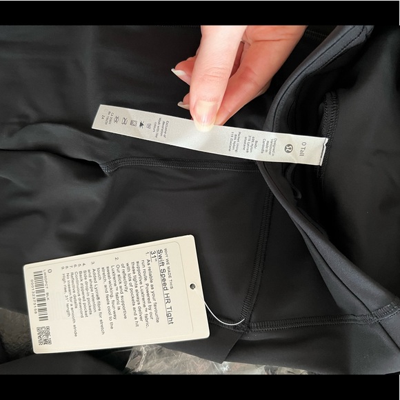 NWT Swift Speed High-Rise Tight 31”  black size 0 - Picture 7 of 12